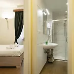 Back To 70's-modern And Terrace Apartment *
